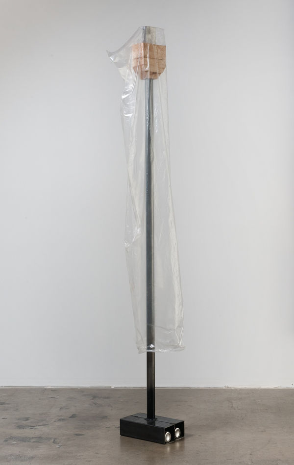 Neïl Beloufa, Pole connections, protection, light and love, 2013