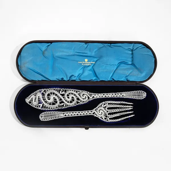 The Hidden Drawer - Dinner Set 04