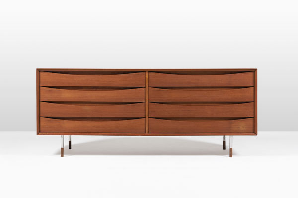 Arne Vodder, Sideboard