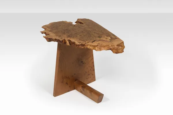 A Mi,guren I Side table