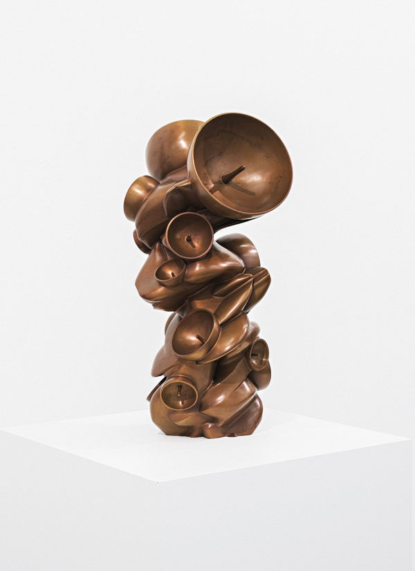 Tony Cragg, Listeners, 2015