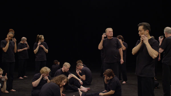 Guido van der Werve, Nummer zestien, the present moment (video still, screen 2), 2015