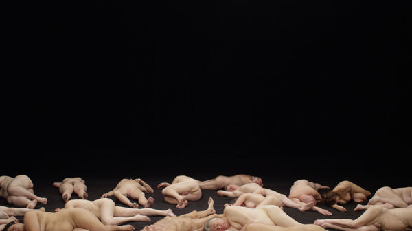 Guido van der Werve, Nummer zestien, the present moment (video still, screen 1), 2015