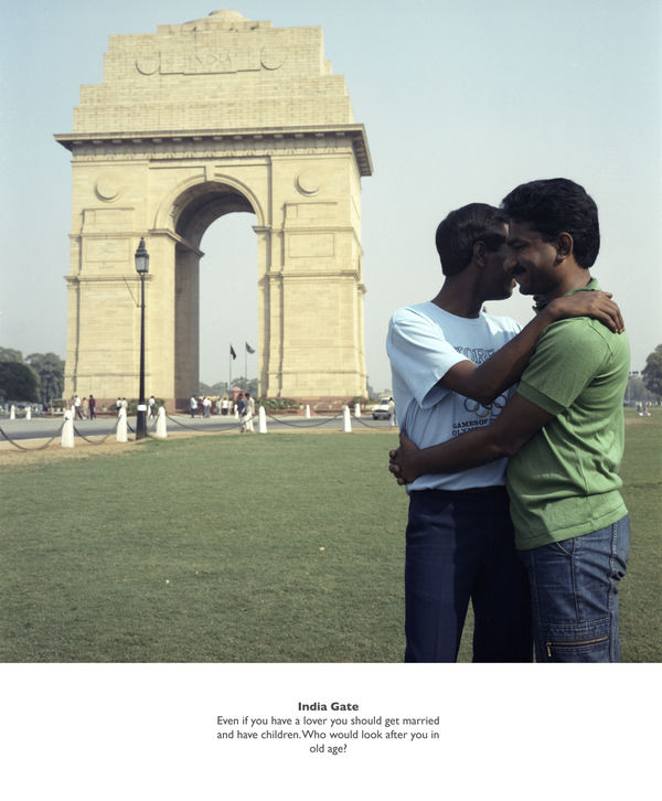 Sunil Gupta, India Gate, 1987