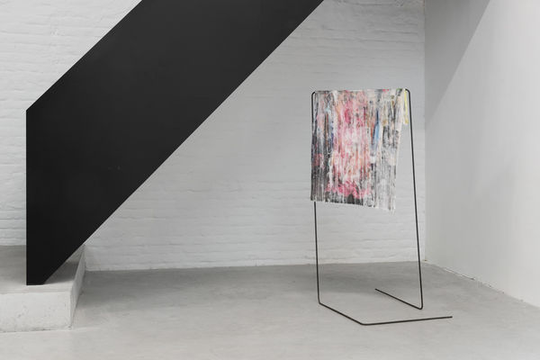 HOME UNFOLDABLE HOME (FLASHBACK #2)