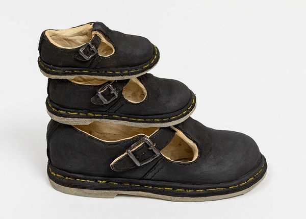 Didi Rojas sculpture of Ceramic Mary Jane stack of 3