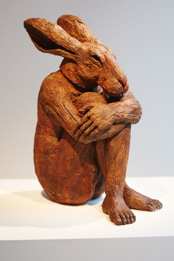 Sophie Ryder, Girl with Knees Up