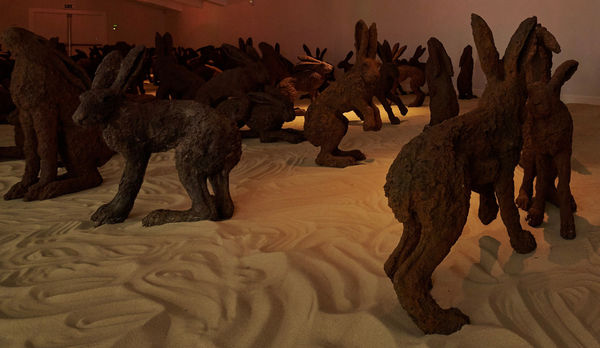Sophie Ryder, Temple to the 200 Rabbits, 1999