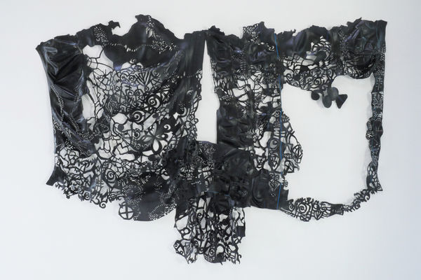 Alexandre Kyungu Mwilambwe, La frontière trouée (The Hole in the Border), 2023