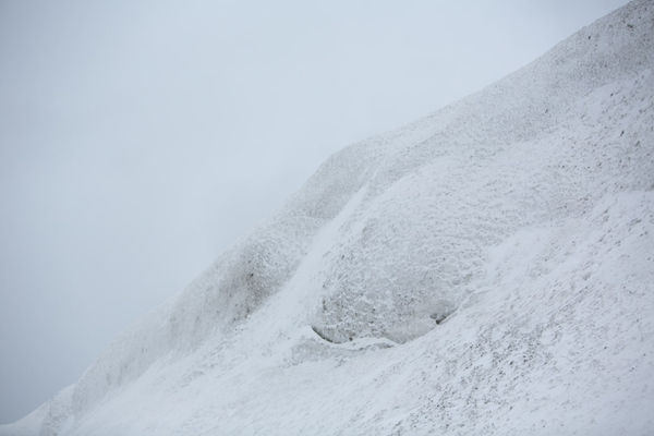 Yukari Chikura, Untitled, from Fluorite Fantasia, 2015