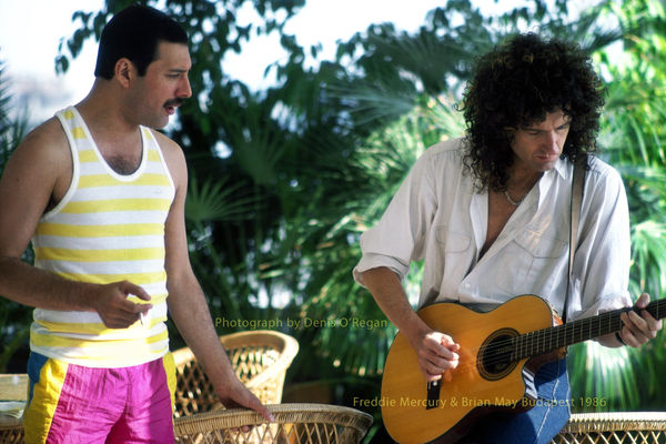 QUEEN, Freddie & Brian Budapest, 1986