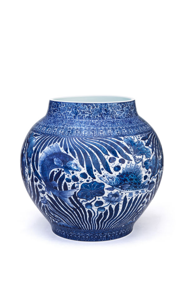 Yuki Hayama, Vase: Fish and Aquatic Plants