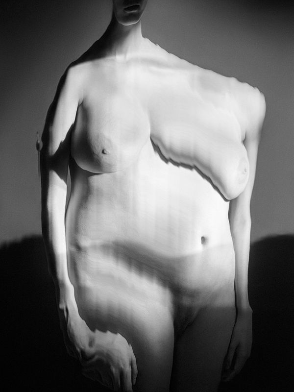 Marcus Schaefer, Distorted nude, 2021