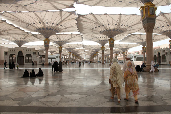 Hasan and Husain Essop, Masjidal Nabawi (Mosque of llluminating Light). Medina. Saudi Arabia, 2011
