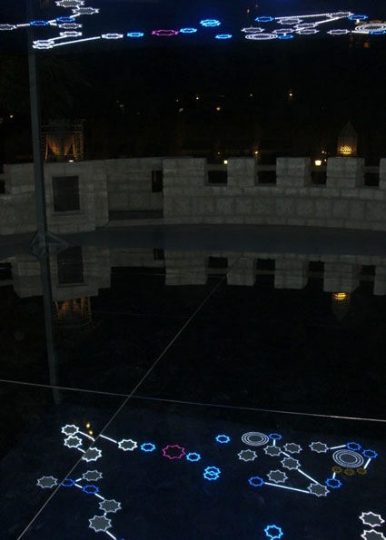 Zoulikha Bouabdellah, Walk on the Sky Pisces