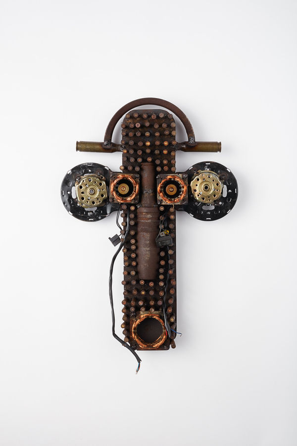 Goncalo Mabunda, Untitled (mask), 2017