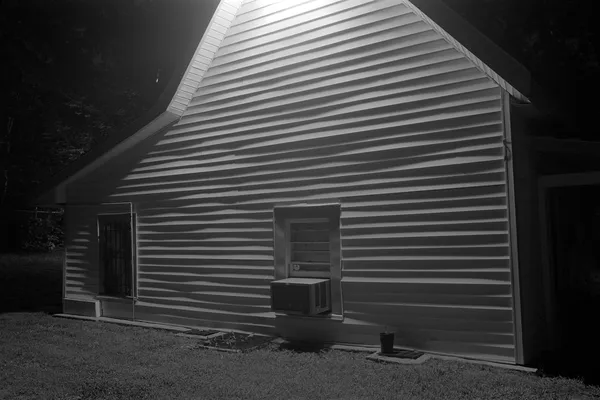 Mark Steinmetz, Lyndon Avenue, Athens, GA , 2000