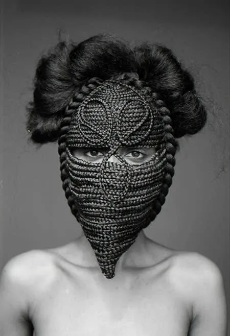 Delphine Diallo, Hybrid 7, 2011