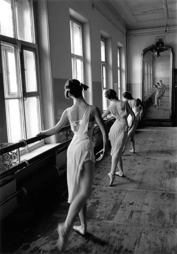 Cornell Capa, Bolshoi Ballet School, Moscow, 1958