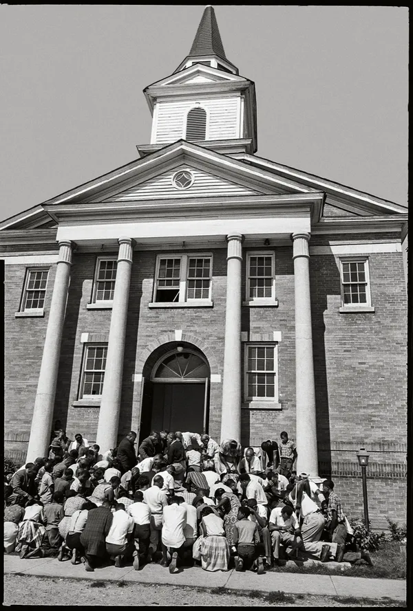 Steve Schapiro, Church Clarksdale, 1963