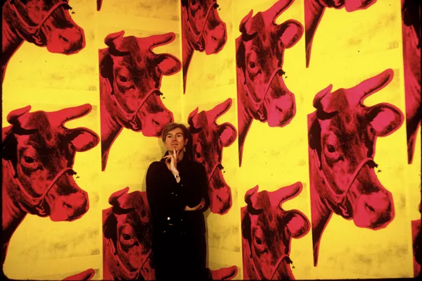 Steve Schapiro, Cow Wallpaper, 1966