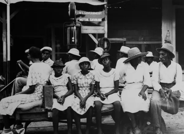 Eudora Welty, Saturday trip to Town, 1980