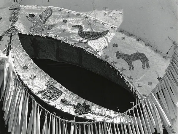 Manuel Álvarez Bravo, Votos (Votive Offering), 1969