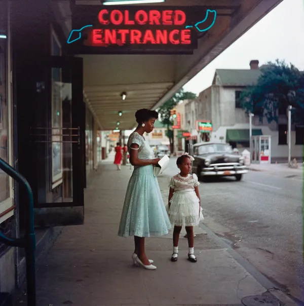 Gordon Parks, Department Store, Mobile, Alabama (37.011) , 1956