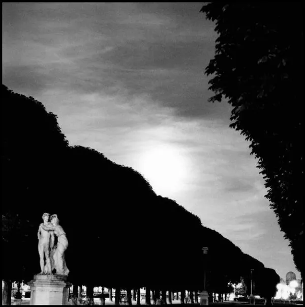 Bruce Davidson, France, Paris, 6th arrondiessment, Luxembourg Garden, 2006