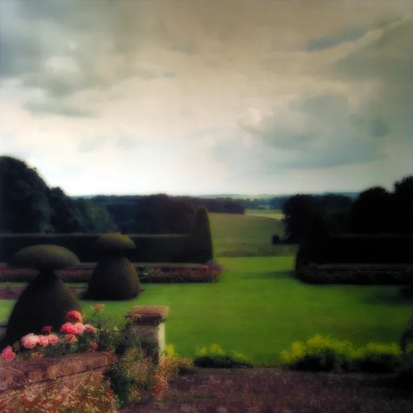 Lynn Geesaman, Hinton Ampner, England 7-00-21c-12 (#7), 2000