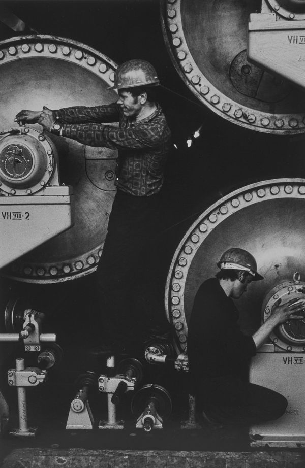 Louis Stettner Paper Factory, USSR, 1975