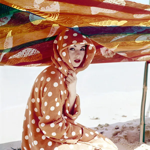Norman Parkinson, “At the Beach”, British Vogue, May, 1957