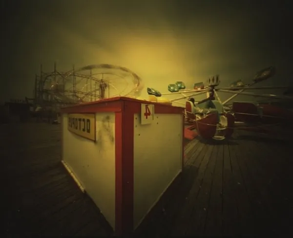 Willie Anne Wright, Atlantic City, New Jersey: Amusement Pier #3, 1981