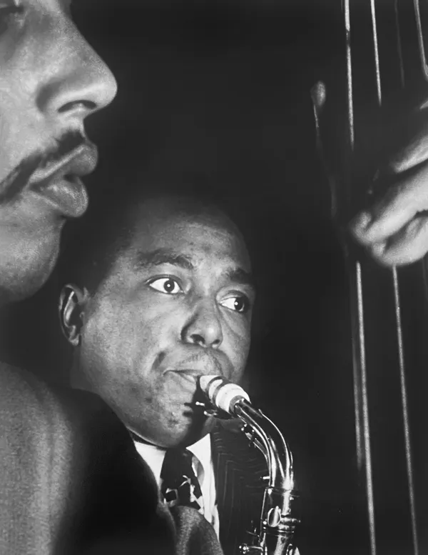 William Gottlieb, Charlie Parker with Tommy Potter (close up), 1947