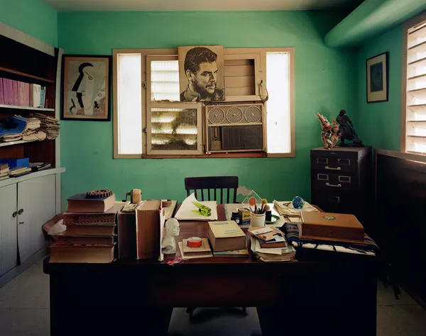 Andrew Moore, El despacho de José Antonio Portuondo, Miramar, Cuba