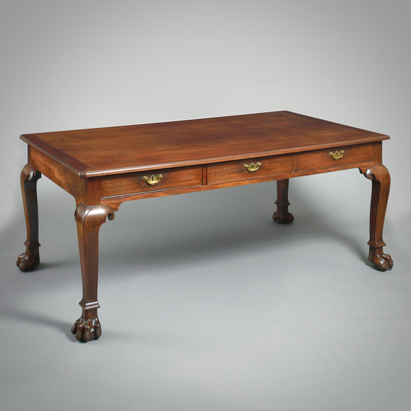 MAGNIFICENT GEORGE II MAHOGANY LIBRARY TABLE