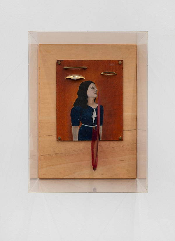 Daniel Spoerri, La chemise ouverte sur une peinture de A. Varlet (Die offene Bluse), 1998