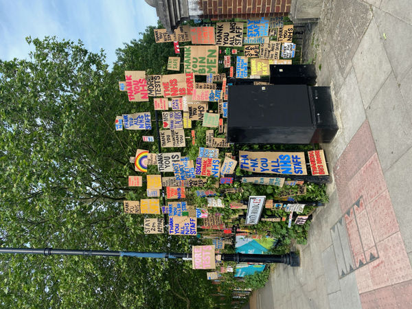 Peter Liversidge, Sign Paintings for the NHS, 2020