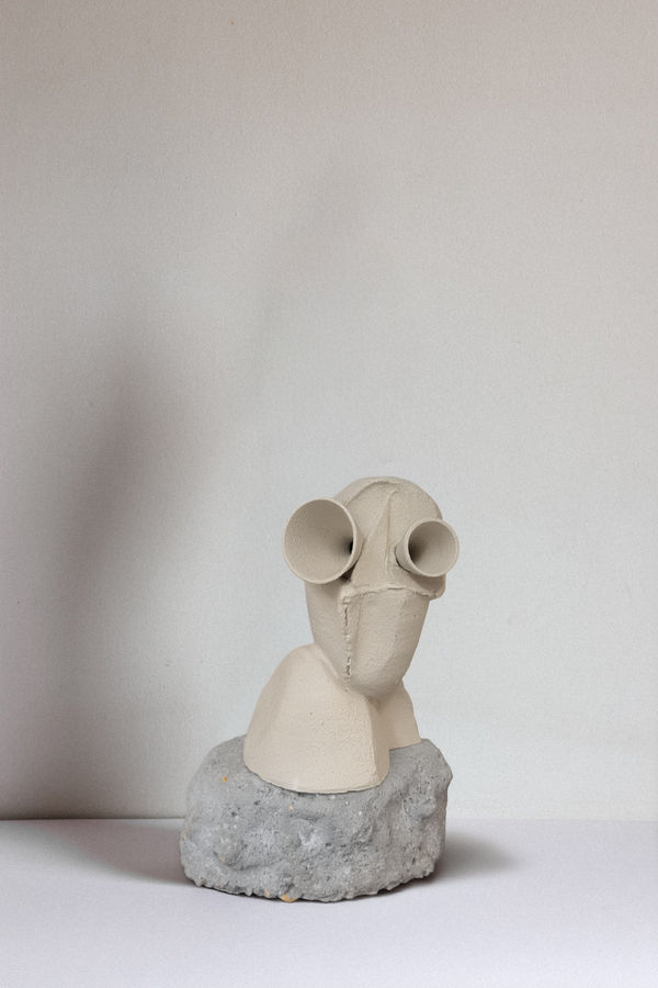 Robert Delves, Date, 2025