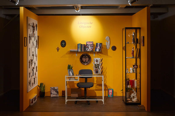 Guillaume Bijl, Installation Liturgic Objects, Abbey of Leuven, 2019