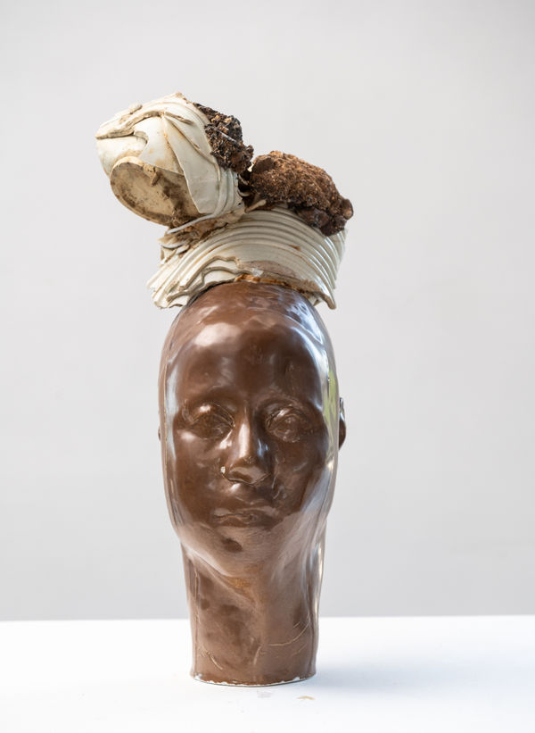 Victoria-Idongesit Udondian, Ife Porcelain Head ye celadon, 2024