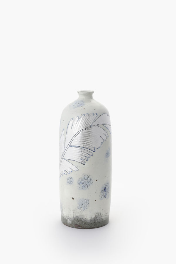 Huh Sang-Wook, Leaf Bottle, 2024
