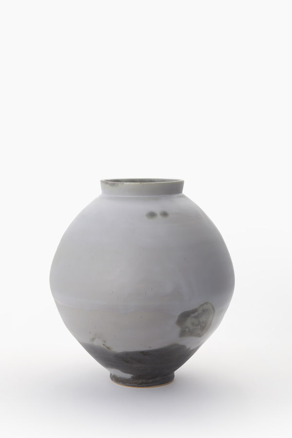 Kim Pan-ki, Moon Jar, 2024
