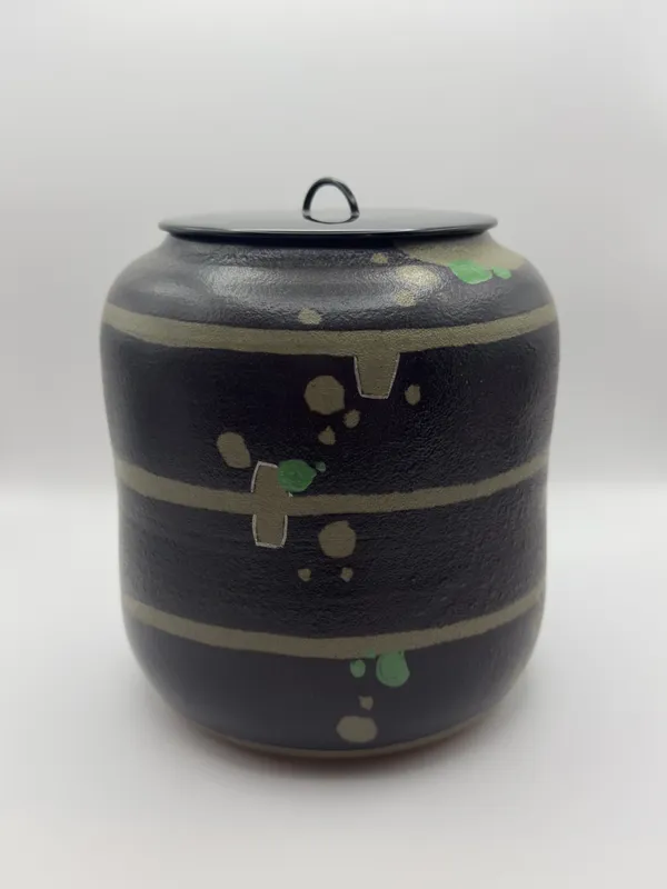 Mizusashi (water jar)