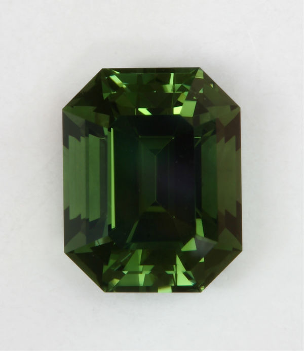 Green Emerald Cut 2.75 ct