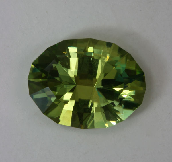 Yellow Green Oval 2.62 ct