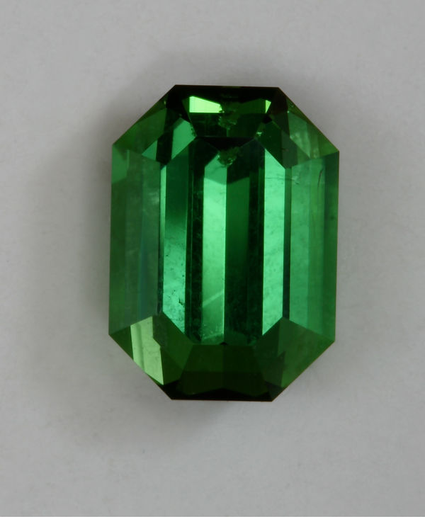 Green Emerald Cut 1.20 ct