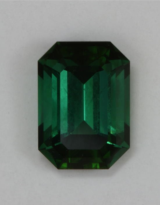 Green Emerald Cut 1.05 ct