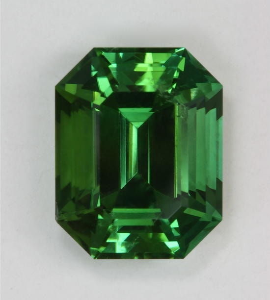 Green Emerald Cut 4.45 ct