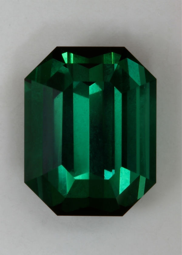 Green Emerald Cut 3.00 ct